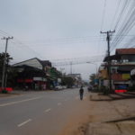 ラオスのかわいい女子大生がルアンナムターまで会いに来てくれた?