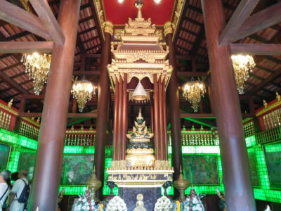 チェンライのエメラルド寺院ワットプラケオ