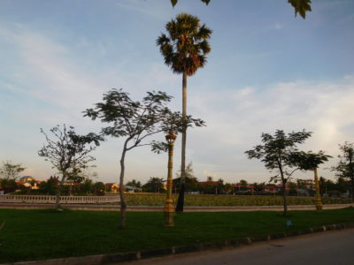 カンボジアのカンポットの蓮池公園