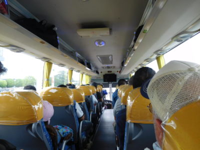 アンヘレスからマニラ国際空港行きのバス