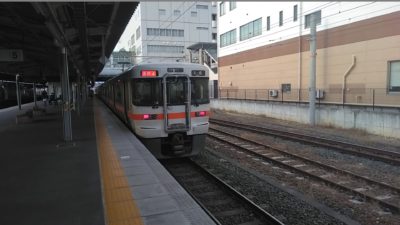 JR大垣行きの電車